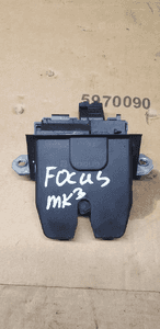 Zamek klapy bagażnika Ford Focus MK3 Kombi 8M51-R442A66-DA 1