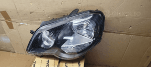 Lampa lewy przód przednia lewa VW Polo IV 9N Nowa TYC 20-0730-15-2 7