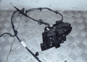 Zamek lewy przód land rover discovery 3 iii 3
