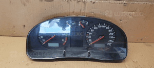 Licznik zegary VW Passat B5 1.8T 3B0920820 1