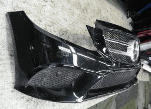 Mercedes c klasa W205 205 lift z grilem cały zderzak przedni 2