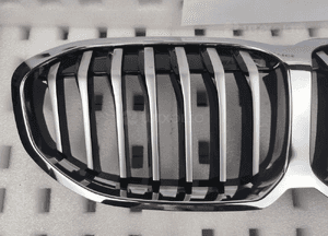 BMW seria 1 F40 Grill Atrapy Nerki 812212002 707680065 51135A39368 2