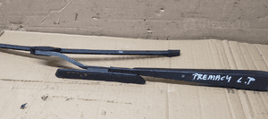 Ramie wycieraczki lewy przód Mazda Premacy 3