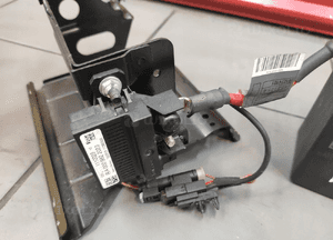 MERCEDES C-KLASA W204 LIFT AKUMULATOR DODATKOWY 12V 12Ah MODUŁ UCHWYT ORYG 10