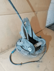 Zwrotnica piasta prawy tył tylna prawa wahacze BMW 5 E39 3.0D 5