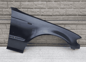 Bmw E46 sedan kombi lift 2001 - 2005 blotnik prawy 1