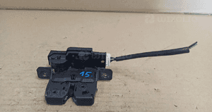 Zamek klapy tył nissan qashqai J10 nr 90502AV70A 1