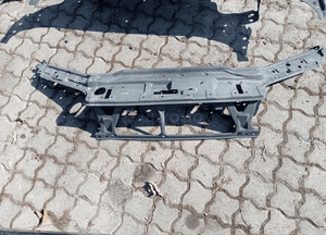pas przedni volvo s 80