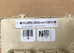 Skrzynka bezpieczników moduł bsi Toyota Yaris I 82730-0D040 4