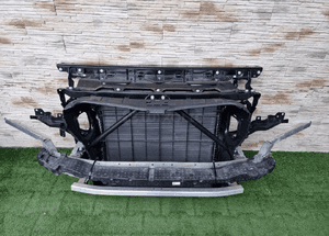 Pas przedni wzmocnie chłodnice bmw X5 G05 1