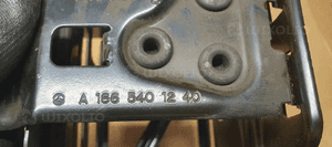 Obudowa podstawa akumulatora Mercedes GL X166 W166 A1665401240 A1665400540 5