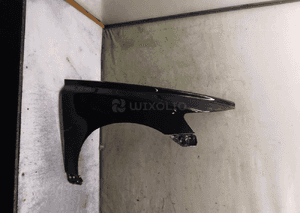 VOLVO V50 S40 2 II 2004 - 2012 Błotnik przedni PRAWY 452-46 CZARNY 1
