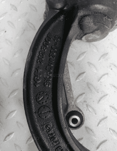 AUDI A4 A5 B8 2.0TFSI AMORTYZATORY ZWROTNICA KOMPLET LEWY PRAWY 8K0413031AF 3