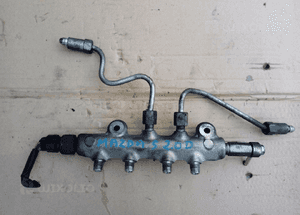 Mazda 5 6 2.0 CITD D listwa wtryskowa czujnik 2