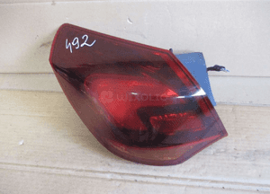 Lampa prawa lewa tył tylna opel astra j iv 4 hb 1