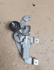 SILNICZEK WYCIERACZKI TYLNEJ FIAT SEDICI 3