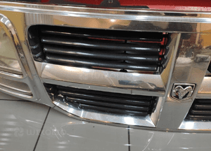 Dodge nitro 08- grill atrapa ramka chłodnicy przód chrom oryginał ładny 6