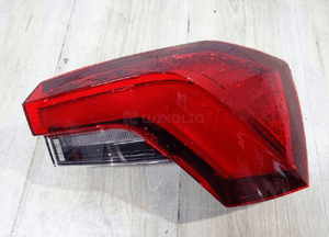 Lampa tył tylna lewa toyota corolla xii E21 kombi 2