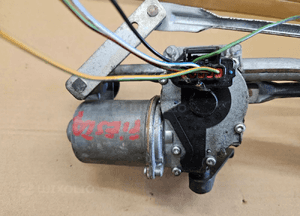 Ford Fiesta MK6 mechanizm wycieraczek silniczek przód przednich 2S6T 4