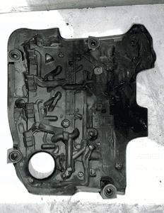 Osłona pokrywa górna silnika audi A3 8P lift 2.0 tdi 03L103925S 4