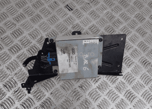 WZMACNIACZ ANTENY ANTENOWY AUDI A4 B6 8E5035223 RADOM 1