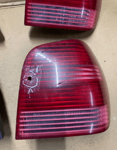 Volkswagen POLO 6n2  lampa tyl tylna lewa prawa 3
