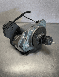 Serwo hamulca audi e-tron gt 9J1614105F org fv 1