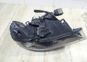 Lampa lewa przód volvo S60 10-13 xenon 31299990 9