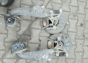 VW  Passat B8 wahacz piasta tył tylny  lewy  kombi 2