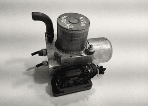 Pompa sterownik abs nissan E-NV200 elektryk 475004FA0A 2014-2021 5