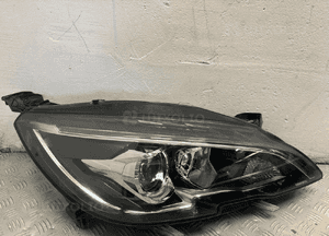 Lampa prawy przod peugeot 308 ii T9 lift org fv 1
