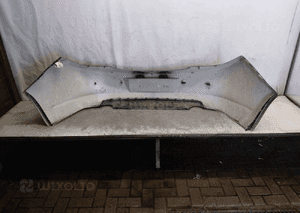 Zderzak tył tylny opel insignia a 1 i Z22C czarny sedan liftback pdc czujniki 4
