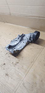 Podstawa łapa alternatora Fiat Scudo 2.0 HDI 9682367380 3