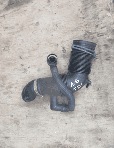 Rura powietrza vw seat audi 1.6 tdi 6R0129654C 1