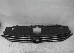Vw passat B8 grill atrapa 2