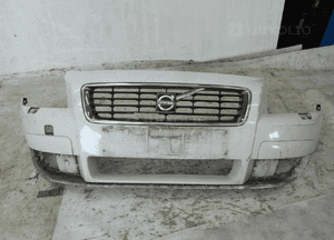 Volvo C30 zderzak przedni 1