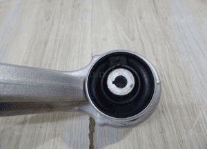 WAHACZ PRAWY PRÓD PRZEDNI AUDI Q5 80A407696C 6