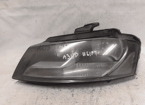 Przod przednia lampa lewa audi A3 8P ii lift 1