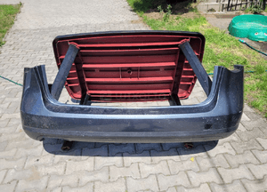 Vw passat B6 kombi zderzak tylny czarny 1