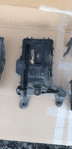 Obudowa podstawa akumulatora Skoda Octavia II 1K0915333C 1K0915335C 1K0915336B 3