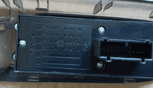 Volvo S40 V50 06 panel sterowania szyb 30710787 3
