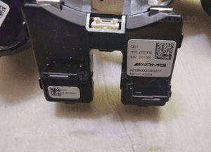 Pokrętło kierownicy AMG Mercedes A2139000039 5