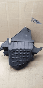 Obudowa filtra powietrza Passat B5 1.9 TDI 8D0129607M 5