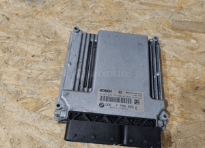 Sterownik silnika komputer bmw E87 E60 E61 2.0D 0281012754 7799855 4