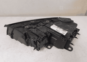 AUDI A8 03-05 BIXENON LAmpa przód przednia prawa 2