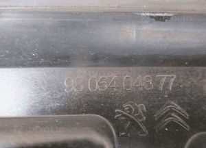 Listwa dachu prawa lewa peugeot 2008 i 9806404877 9806404777 5