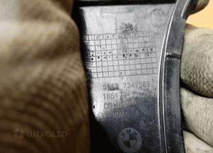 Osłona kamery grilla przód BMW M5 G30 F90 7349589 5