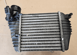 Audi A6 C6 2.7 TDI 2.0 TFSI chłodnica powietrza intercooler prawy  lewy 4F0145805 AB AD 1