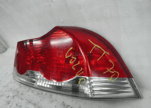 Volvo C70 lampa tylna prawa 2
