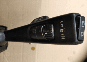Volvo S40 V50 C30   przelacznik pod kierownice swiatel wycieraczek 3